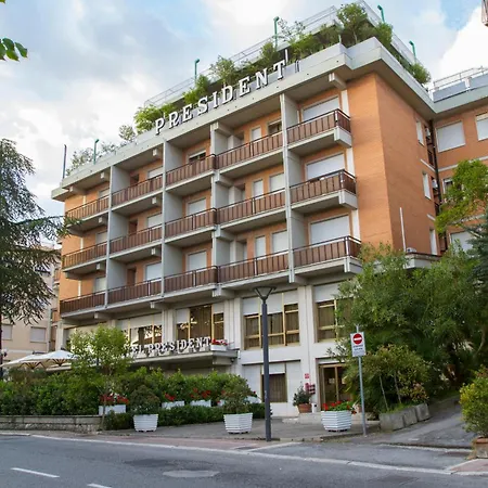 President Hotel 4*
