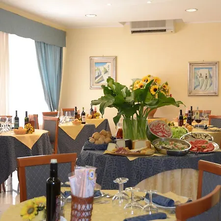 Hotel President 4*
